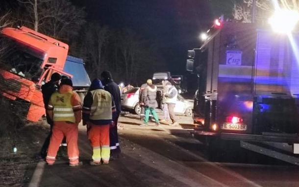 Едно лице загина во судар на македонски камион и автомобил во Бугарија