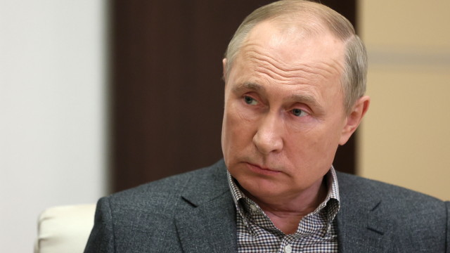 Како одговор на санкциите: Путин ги стави нуклеарните сили во готовност