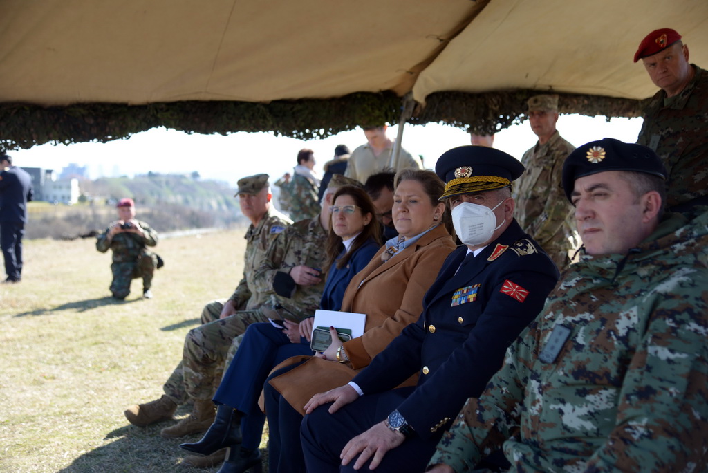 Петровска остро ја осуди воената агресија на Русија врз Украина, повика на прекин на воените дејствија