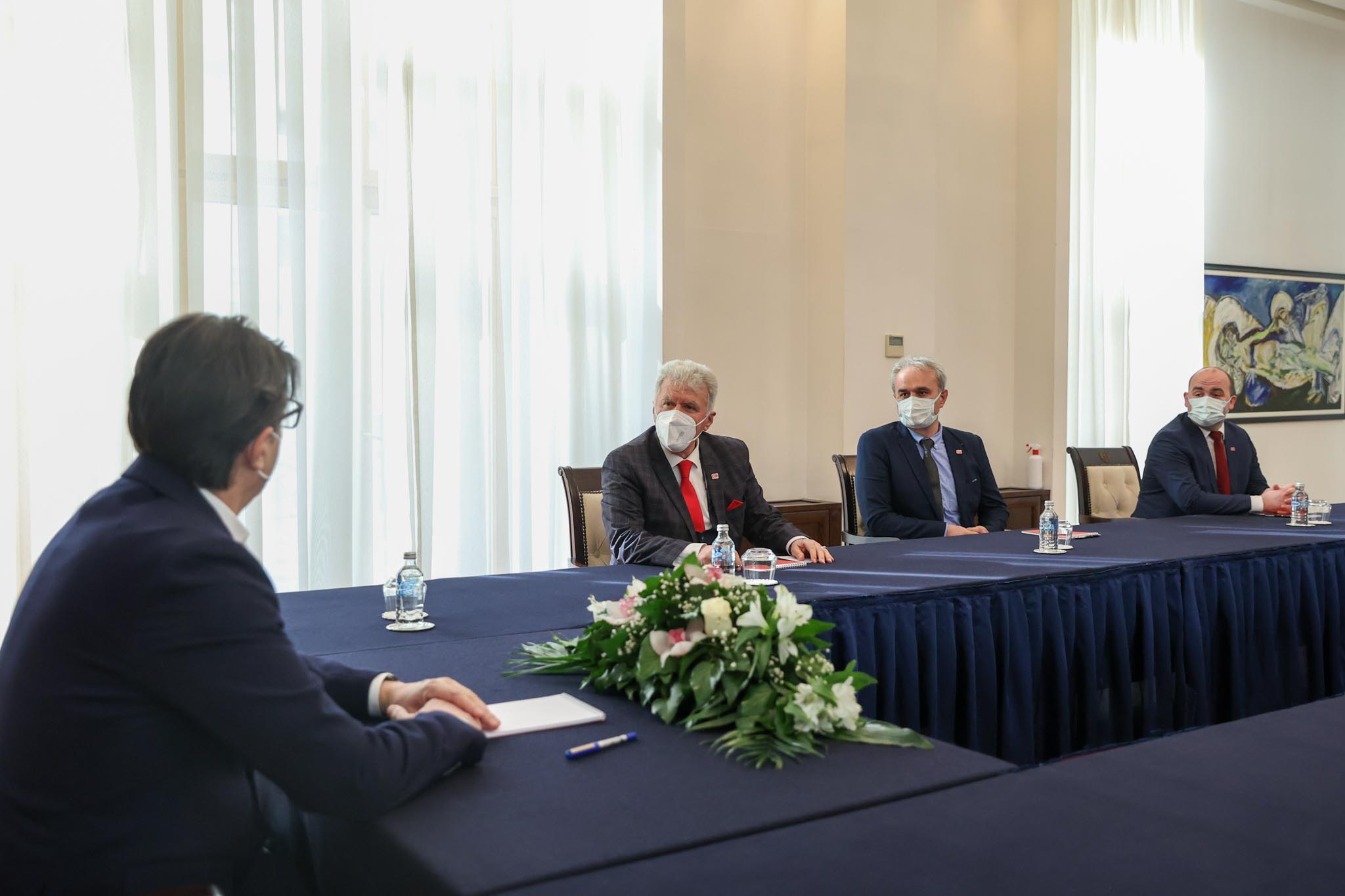 Средба на претседателот Пендаровски со Ердоган Сарач, претседател на Движењето за национално единство на Турците