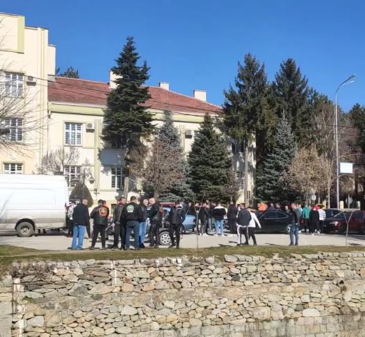 Протест во Битола поради високите цени на горивата