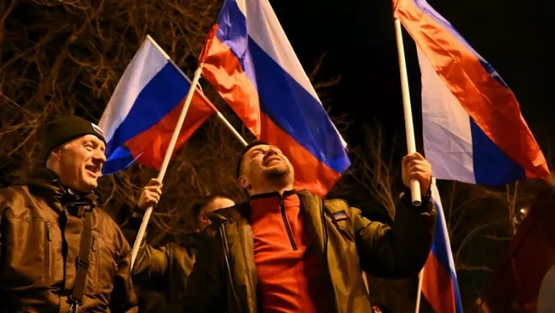 „Ова го чекавме осум години. За што зборуваат на улиците на Доњецк