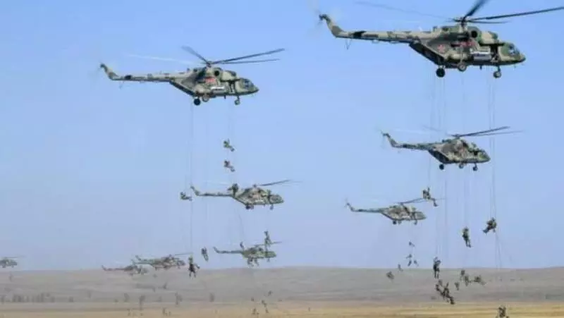 Руското Министерство за одбрана најави успешно слетување на аеродромот Гостомел во близина на Киев
