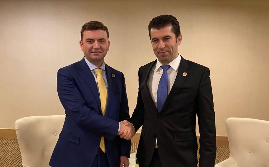 Средба Османи-Петков во Анталија