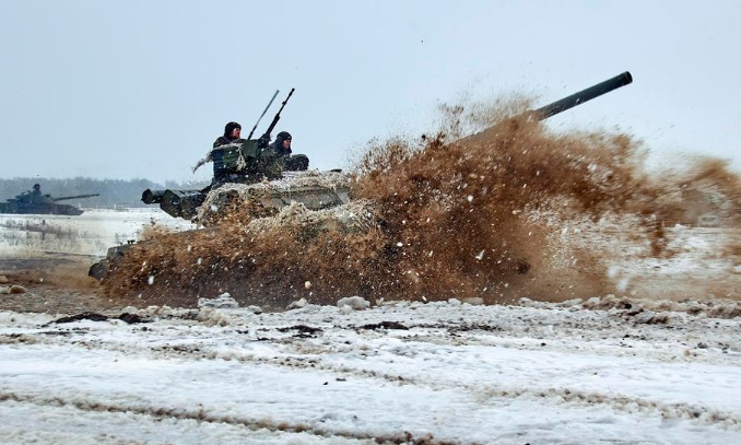 Петков: Нема да испратиме воена помош за Украина