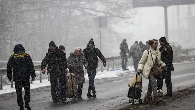 ОН: Најмалку 977 цивили убиени во Украина