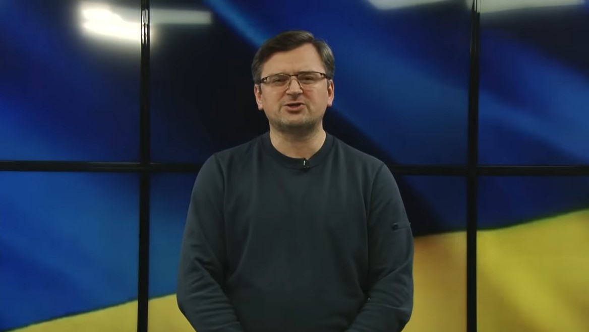 Шефот на украинската дипломатија остро ја нападна Германија