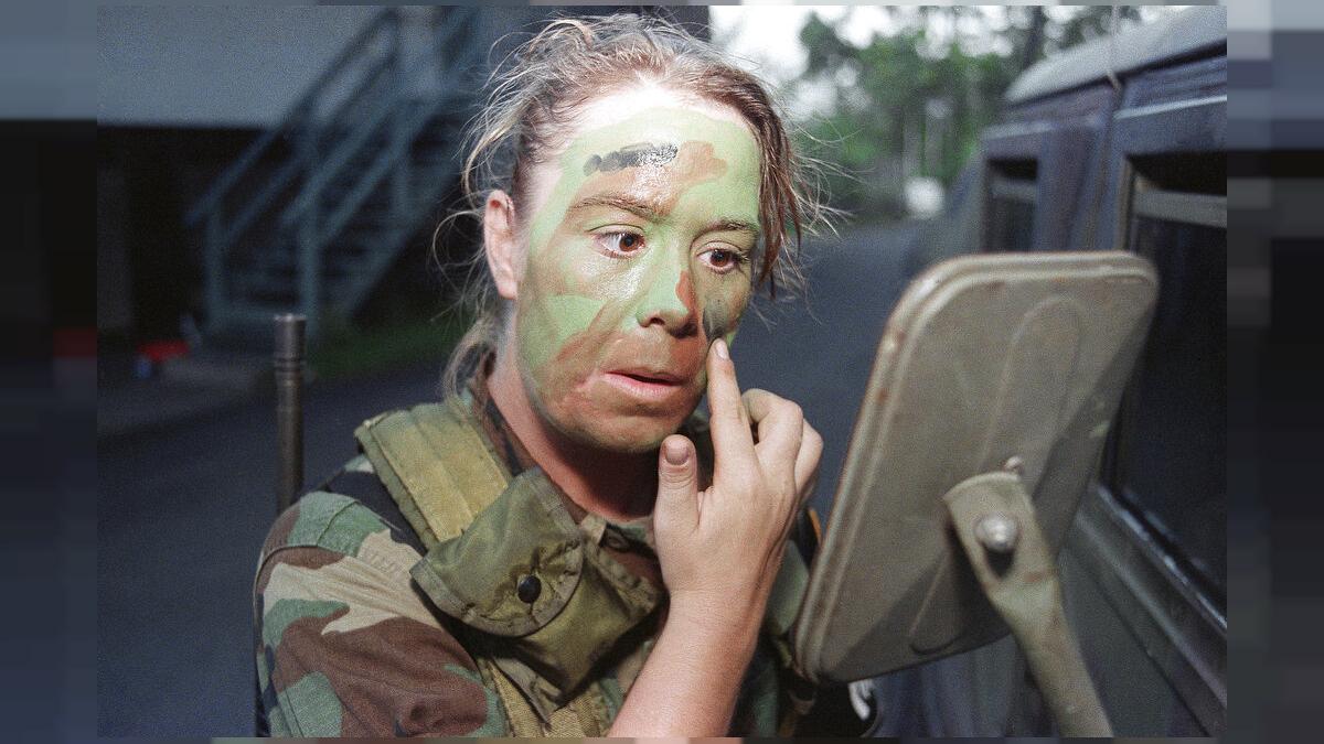 Естонските жени добиваат обука за одбрана по војната во Украина