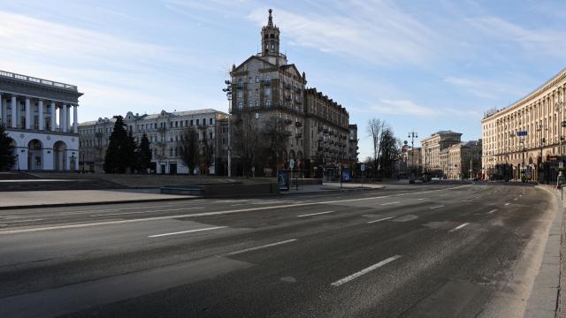 35-часовен полициски час во Киев