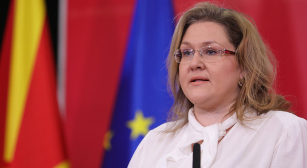 (ВИДЕО) Славјанка ги пофали Британците: “Јовано Јованке” ми е омилена песна – тоа беше добар гест на домаќините