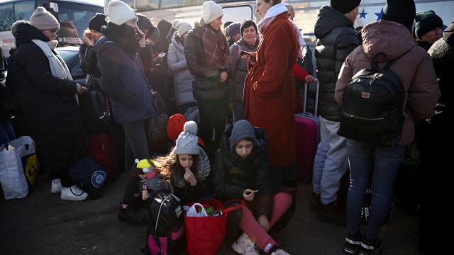 ОН: 1 милион 209 илјади бегалци преминале од Украина во соседните земји