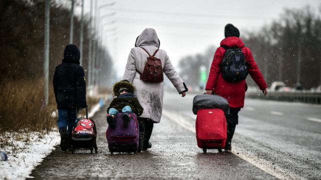 За седум дена 1 милион Украинци станаа бегалци: Во кои земји отидоа?
