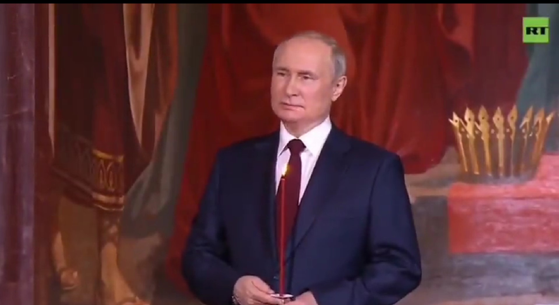 ВИДЕО: Се шири снимка од Путин – не бил на велигденска миса, само бил монтиран?