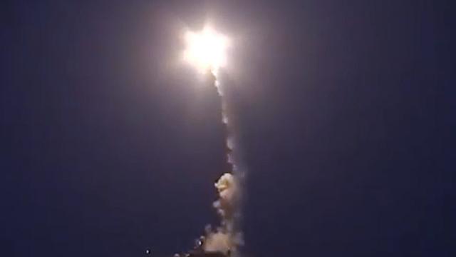 Русија: Погодивме бази за гориво со високопрецизни ракети во Украина