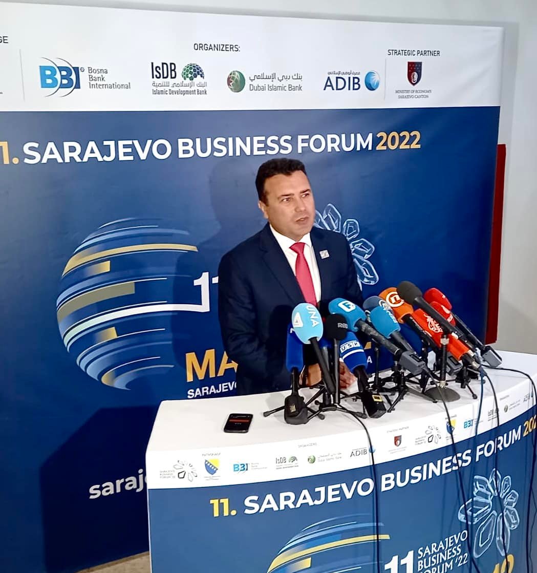 Заев на Сараево бизнис форум 2022: Кризата бара сериозни промислувања и сериозни одговори