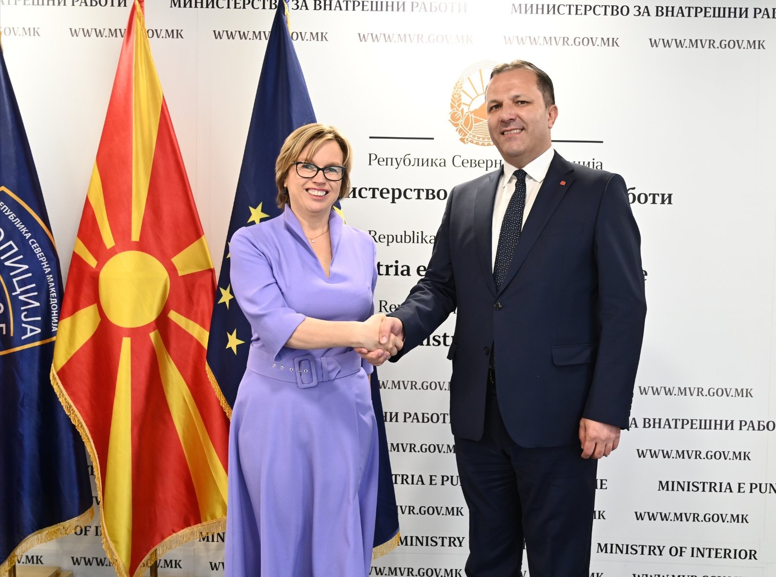 Средба на министерот Спасовски со Извршен директор на Европската Агенција за спроведување на законот (Европол), Катрин Де Бол