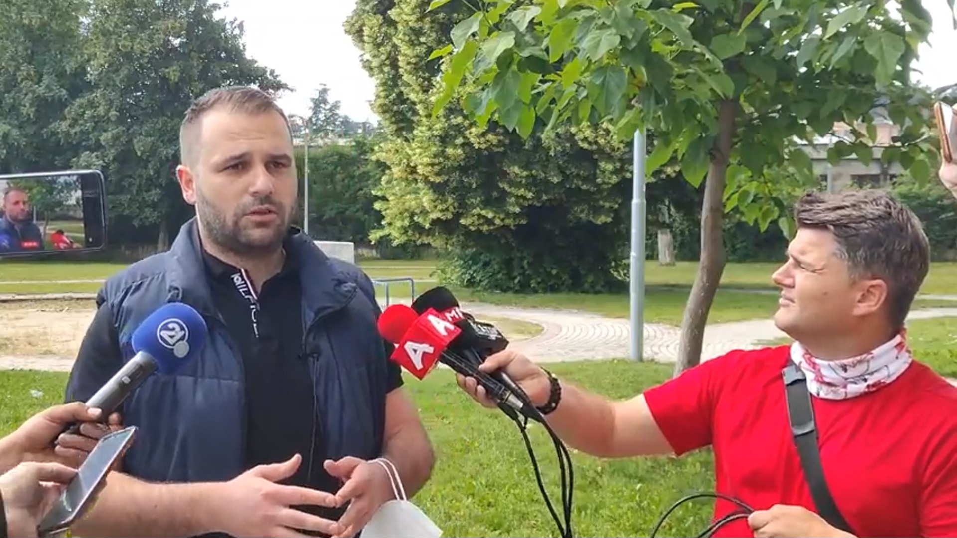 ВИДЕО: Граѓаните во Тетово да останат дома! Неколку лица задушени по пожарот се бара интервенција на хеликоптер