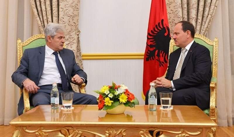 Почина поранешниот претседател на Албанија
