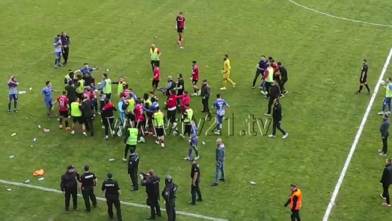 ВИДЕО: Се степаа фудбалерите на Шкендија и Шкупи