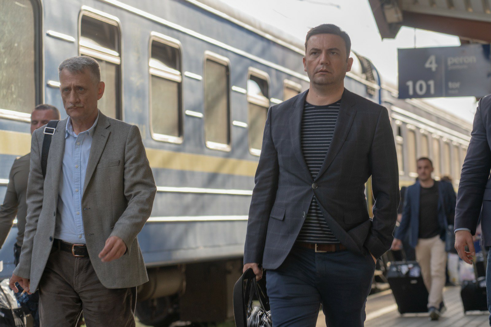 Шефот на дипломатијата Османи во посета на Киев