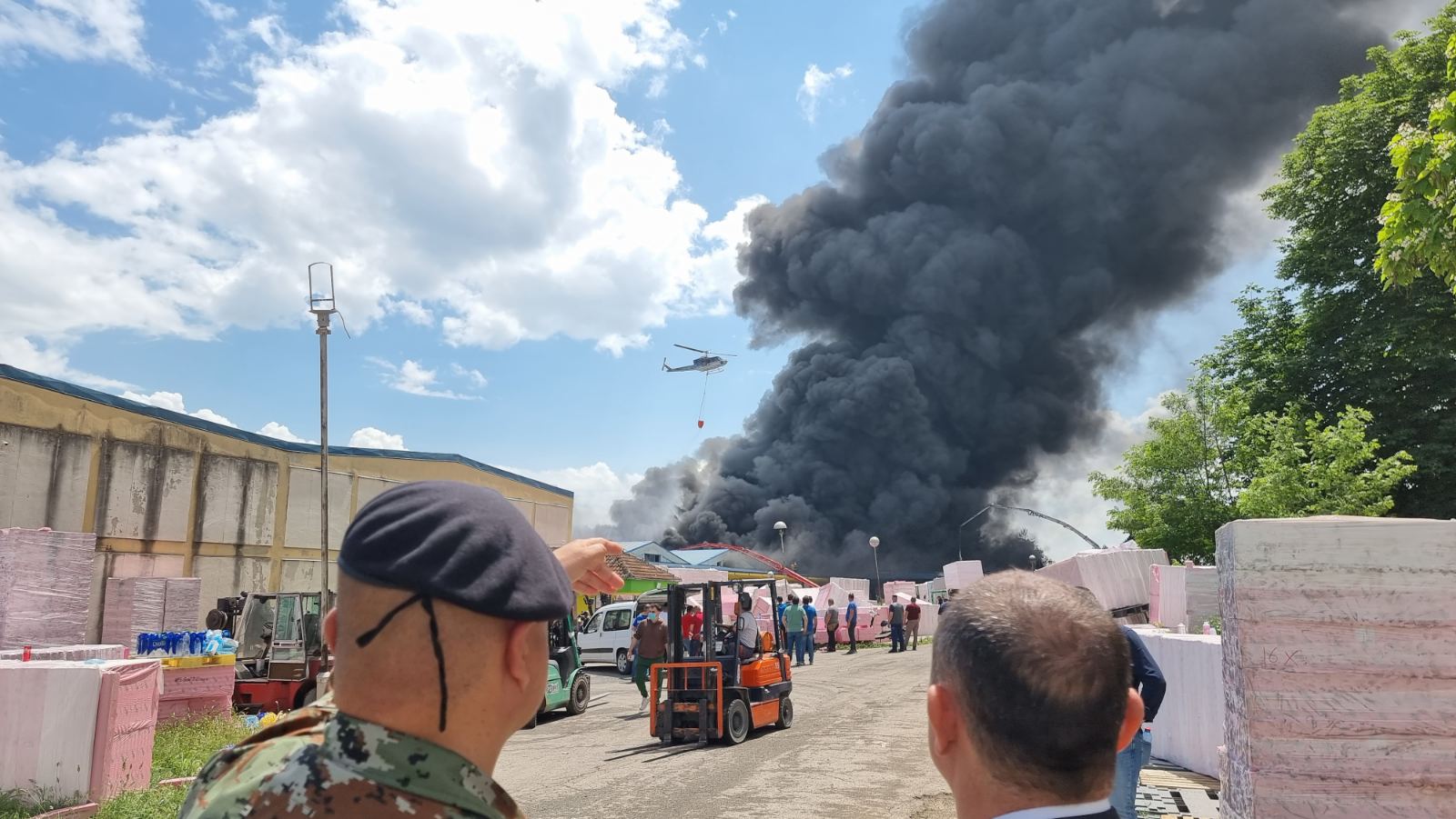 Доктор Газменд Ибиши: Едно лице е полесно повредено, а три други се задушени
