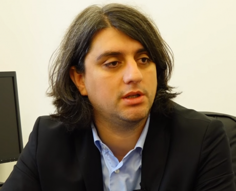 Зеќири бара да му биде укинат притворот: „Нема зошто да бегам“