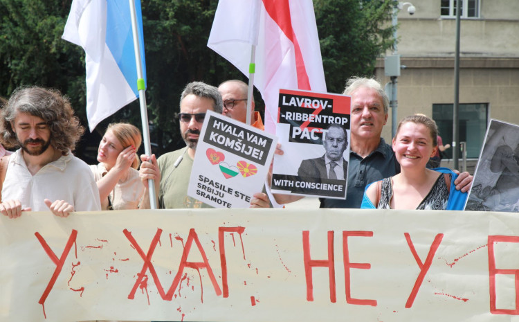 Протест во Белград поради Сергеј Лавров: Фала Македонци, ја спасивте Србија!
