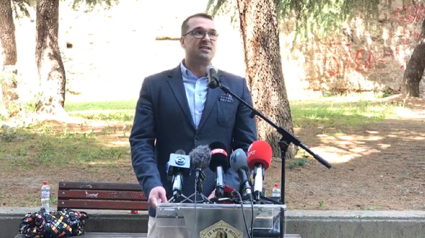 Протест на вработени во УКИМ, бараат повисоки плати и колективен договор