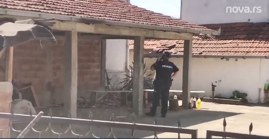 УЖАС ВО СРБИЈА: Пронајдени две тела – сопругата го забетонирала сопругот и лажела дека е на работа во Русија?!
