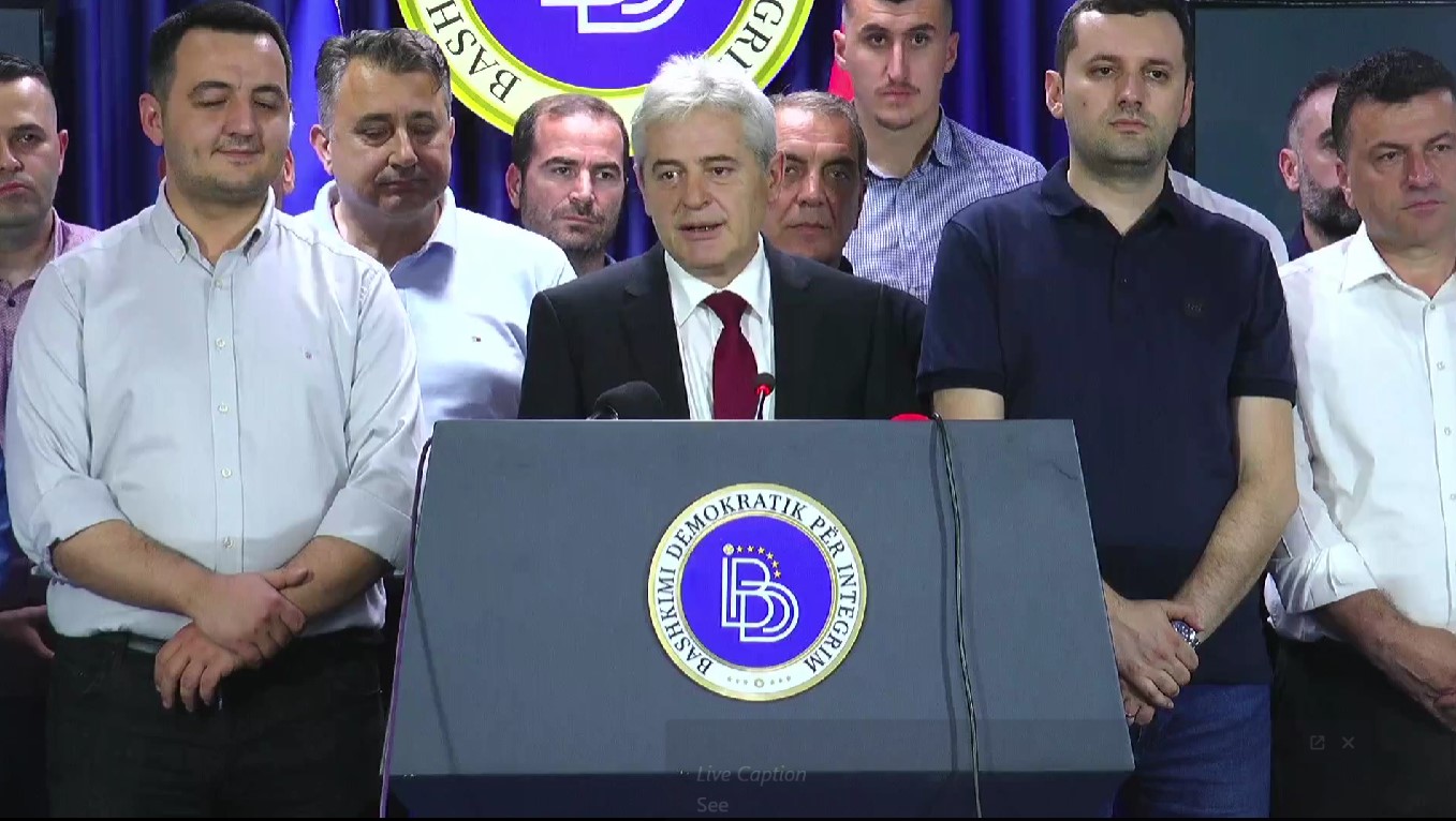 Ахмети: Избори во оваа ситуација не се решение