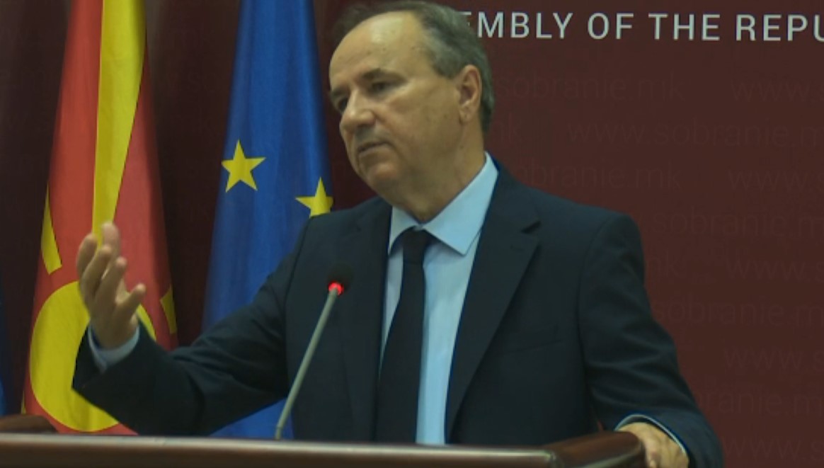 ДС: Колапс на државата и катастрофален извештај на ЕУ за Македонија