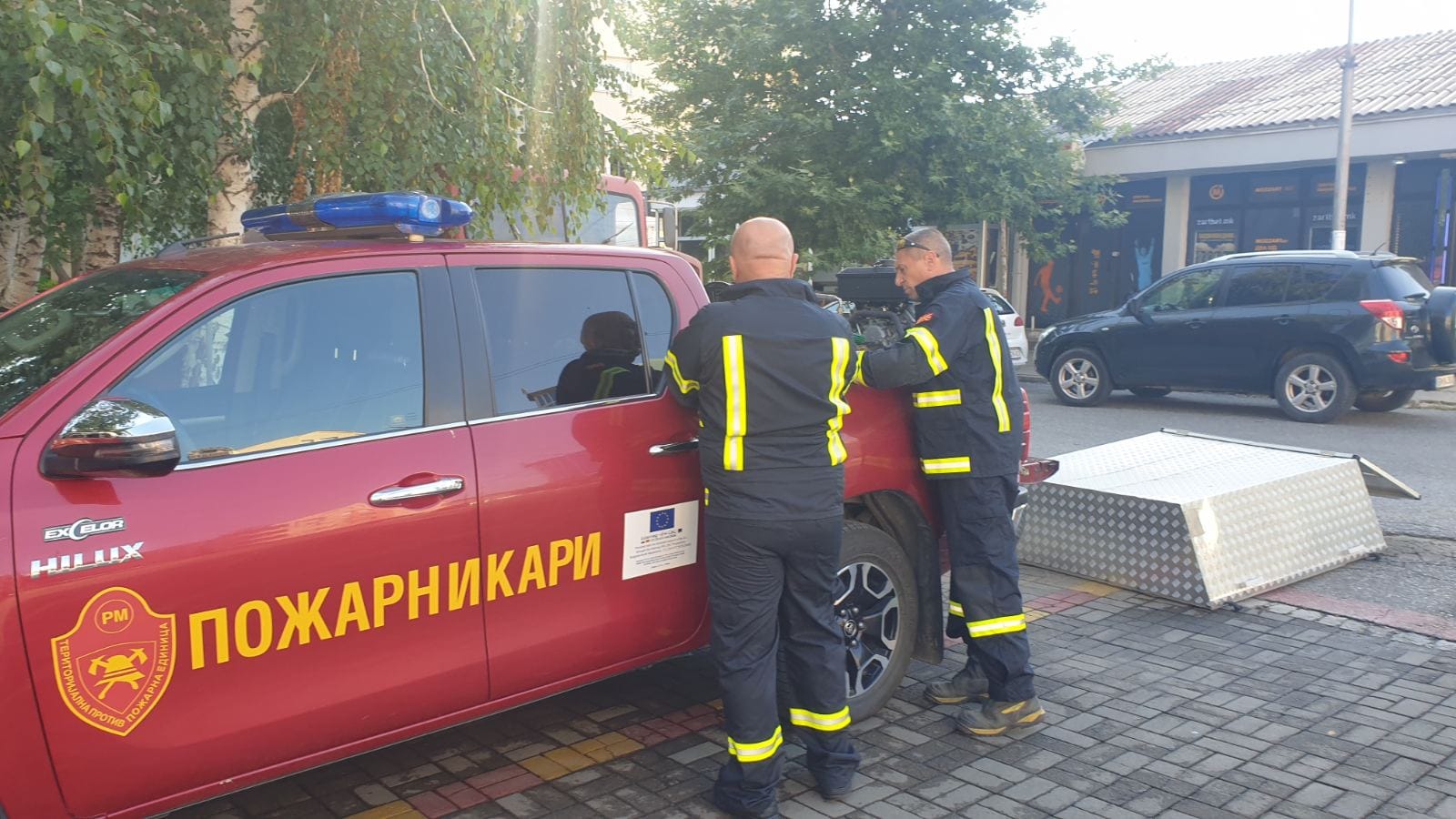 Пожарникари од Струмица ќе се вклучат во гасењето на големиот шумски пожар во Берово