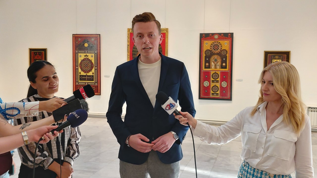 Ахмедовиќ: Патот кон ЕУ ќе даде гаранција за стабилност и демократија