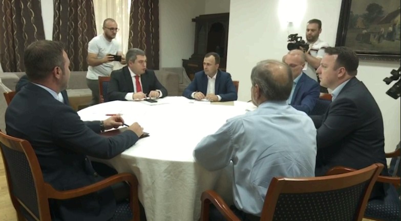 Почна средбата на партиските работни групи за европскиот предлог