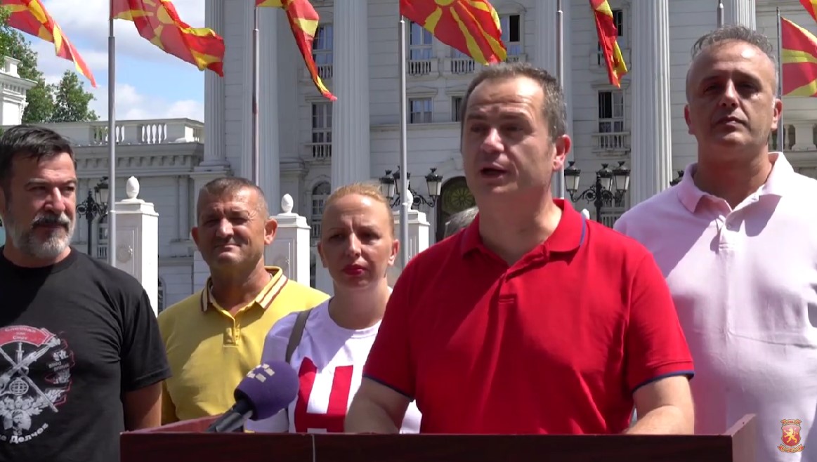 Ковачки: Насилството пред Собрание е дело на полициски инсталации, народот продолжува и денес масовно на протестот „Ултиматум-Не благодарам”