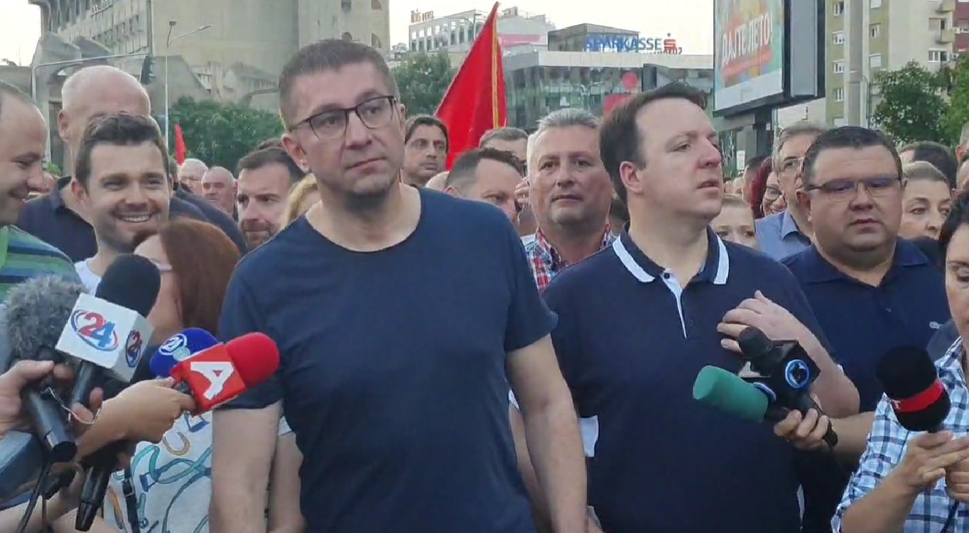 Мицкоски: Ако Европа не е подготвена да не прими нас цивилизираните Македонци, ќе почекаме да дојдат луѓе кои ќе не разберат