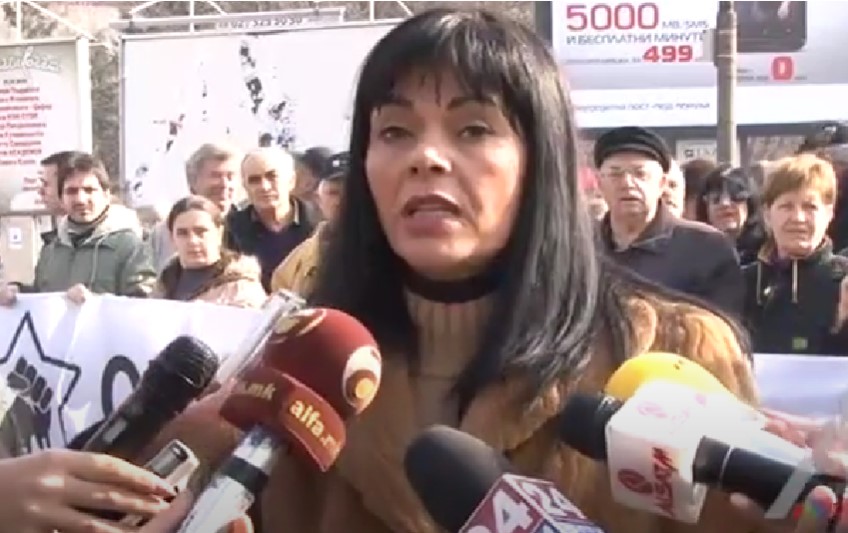 Бендевска: Излегувам и јас на протест кон оваа лакрдија