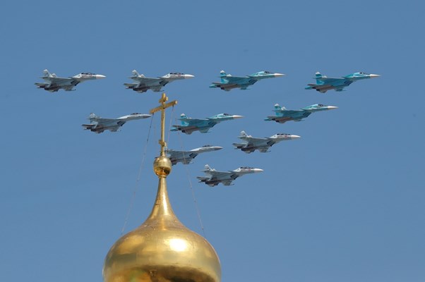 Русија испорача хеликоптери и борбени авиони во Мали