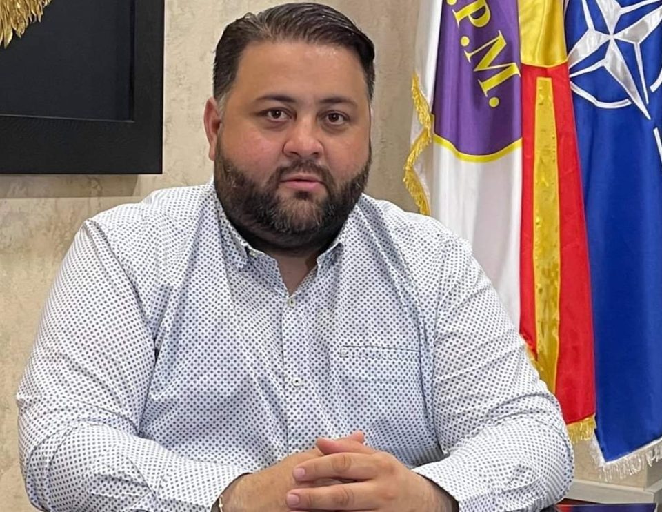 Габриел Бајрам осуден на три месеци затвор за тепањето келнер и фрлањето тањири