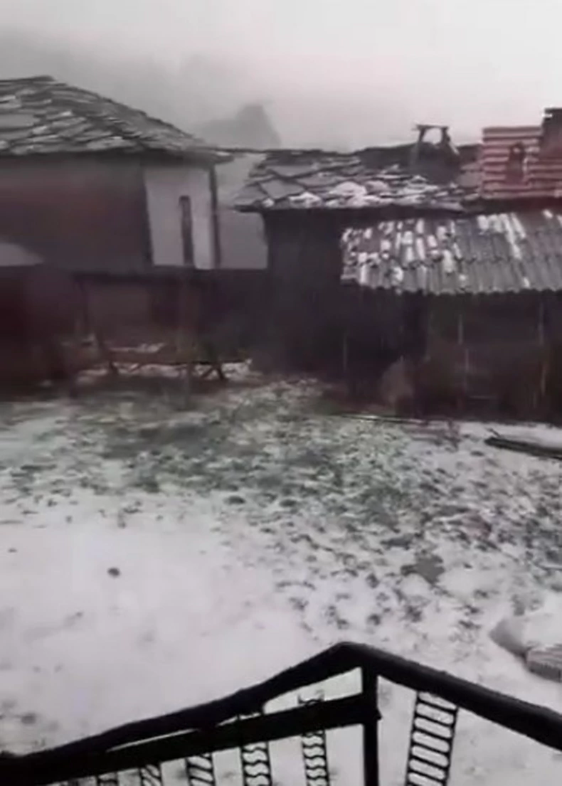 ВИДЕО: Силно невреме ја погоди Србија – драматични сцени снимени низ целата земја