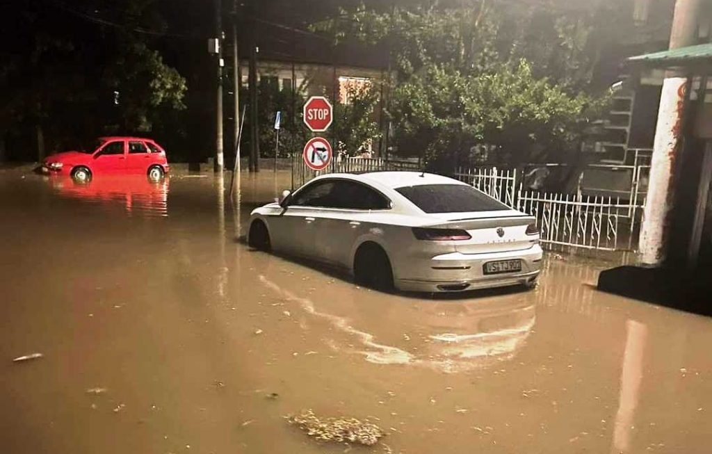 Стотина пријави за штета од неодамнешното невреме во Кочани се поднесени до Општинската комисија за проценка