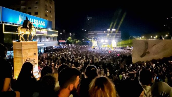 Компанија, најголем донатор на ДУИ, која ги печати сведителствата, ќе ја организира прославата за Рамковниот договор, добила вкупно 61 тендер