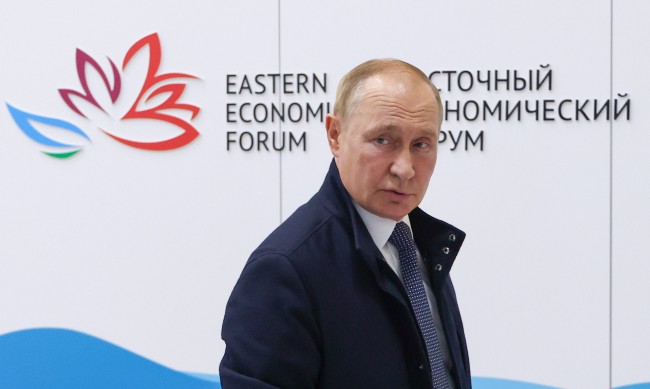Путин: Западните санкции се закана за целиот свет
