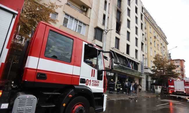 Пожарот во хотелот во Софија го предизвикал приклучен полнач или цигара