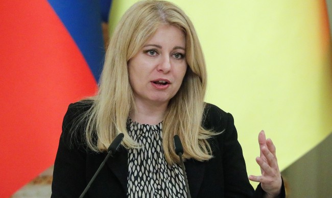 Илјадници протестираат во Словачка поради поскапувањето