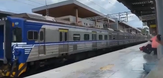 ВИДЕО: Погледнете ги страшните сцени од земјотресот во Тајван