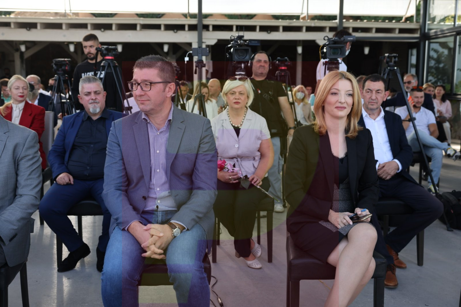 Арсовска: Лично и директно имав закани од Мицкоски со зборовите „Ако не го направиш ова, ќе ти го направам тоа…Ќе те влечеме по улици“