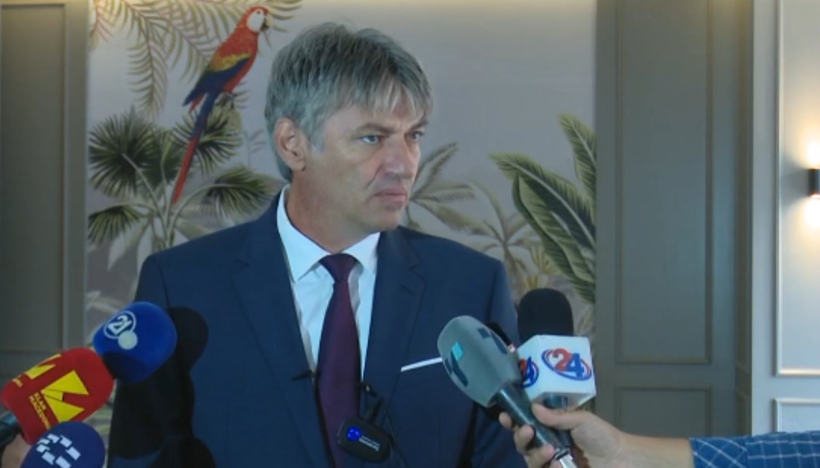 Села не се повлекува од политиката: Би било неблагодарно од моја страна имајќи ги во предвид поддржувачите кои стојат зад мене