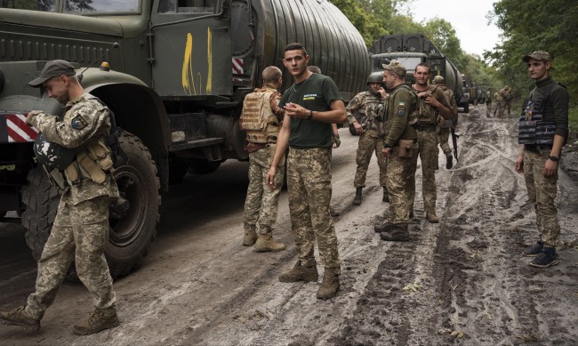 Зеленски вети – Украинските сили повторно ќе заземат повеќе области во Донбас