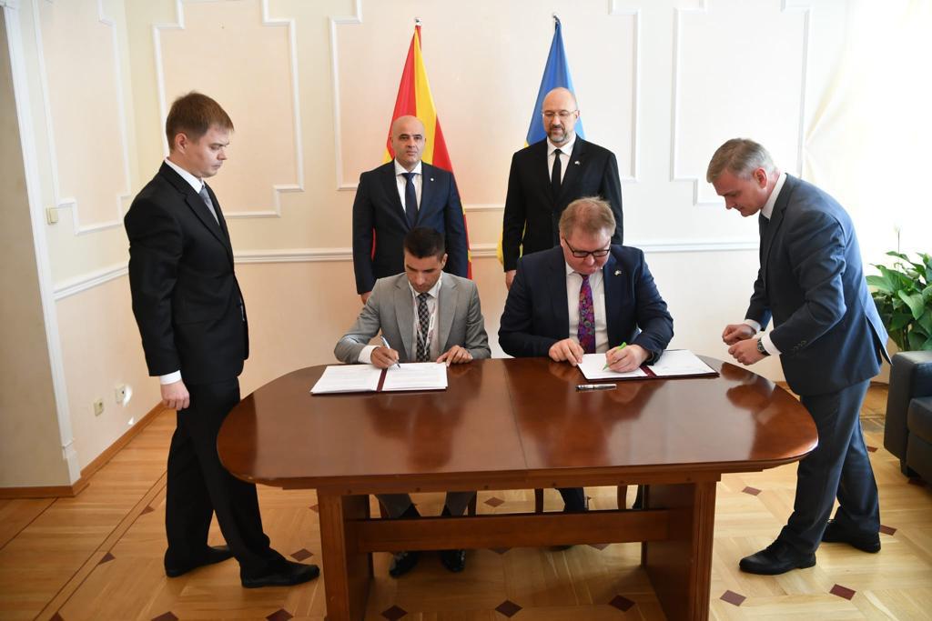 Олеснета слободна трговија и обезбедување храна со потпишаните договори меѓу Северна Македонија и Украина